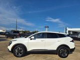 Used 2024 Kia Sportage LX image 2