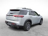 New 2025 Nissan Pathfinder SV w/ SV Premium Package image 4
