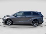 Used 2023 Toyota Sienna LE image 2
