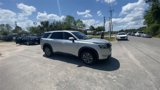 New 2025 Nissan Pathfinder SV w/ SV Premium Package image 2