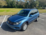 Used 2017 Volkswagen Tiguan S image 3