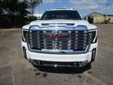New 2025 GMC Sierra 2500 Denali w/ Denali Reserve Package image 4