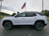 New 2026 Chevrolet Equinox ACTIV w/ Convenience Package III image 2