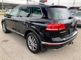 Used 2016 Volkswagen Touareg TDI image 4