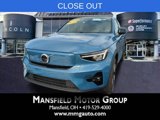 Used 2024 Volvo C40 P8 Recharge Plus w/ Climate Package image 3