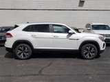 New 2026 Volkswagen Atlas Cross Sport SE image 2