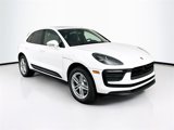Certified 2025 Porsche Macan image 3
