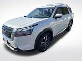 New 2025 Nissan Pathfinder Platinum image 3