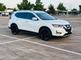 Used 2017 Nissan Rogue SV image 3