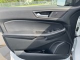 Used 2023 Ford Edge SE image 2