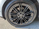Used 2024 Land Rover Range Rover Long Wheelbase Autobiography image 4