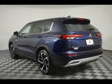 New 2025 Mitsubishi Outlander SE image 5