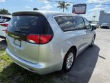 Used 2023 Chrysler Voyager LX image 5