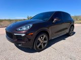 Used 2018 Porsche Cayenne Platinum Edition image 2