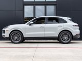 Certified 2025 Porsche Cayenne image 2