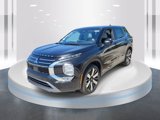 New 2025 Mitsubishi Outlander SE image 2