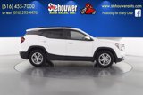 Used 2023 GMC Terrain SLE w/ Driver Convenience Package image 2