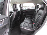 Used 2023 Ford Edge SEL image 5