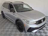 Certified 2022 Volkswagen Tiguan SE R-Line image 2