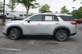 New 2025 Nissan Pathfinder SL w/ SL Premium Package image 2