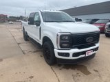 New 2025 Ford F250 4x4 Crew Cab Super Duty image 4