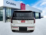 New 2025 Nissan Armada SL w/ Captain's Chari Seat Package image 4