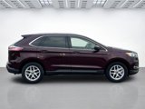 Certified 2022 Ford Edge SEL w/ Convenience Package image 2