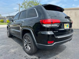 Used 2020 Jeep Grand Cherokee Limited w/ Luxury Group II image 3