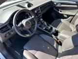 Certified 2025 Porsche Macan image 4