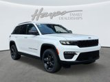 New 2025 Jeep Grand Cherokee Limited w/ Luxury Tech Group II image 3