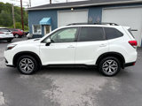 Used 2022 Subaru Forester Premium image 2
