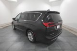 Used 2023 Chrysler Pacifica Touring-L image 6