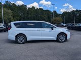 New 2026 Chrysler Pacifica Select image 4