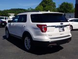 Used 2018 Ford Explorer XLT w/ Equipment Group 202A image 3