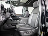 Used 2025 GMC Sierra 3500 Denali w/ Denali Reserve Package image 4