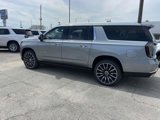 New 2025 Chevrolet Suburban High Country image 6