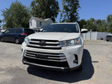 Used 2019 Toyota Highlander AWD V6 image 2