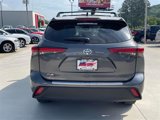 Used 2023 Toyota Highlander L image 4