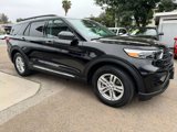 Used 2022 Ford Explorer XLT image 2