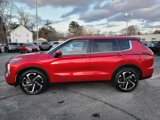 New 2025 Mitsubishi Outlander SE image 2