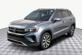 Used 2024 Volkswagen Taos SE image 4