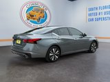 Used 2020 Nissan Altima 2.5 SV image 5