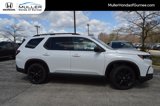 New 2025 Honda Pilot Black Edition image 3