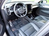 Used 2021 Volvo XC40 T5 Momentum image 4
