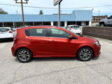 Used 2020 Chevrolet Sonic LT w/ Convenience Package image 2