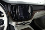 Used 2022 Volvo XC60 B5 Momentum image 5