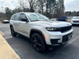 Used 2024 Jeep Grand Cherokee L Altitude image 3