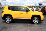 Used 2023 Jeep Renegade Latitude image 3