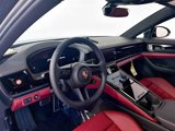 Used 2025 Porsche Panamera image 4