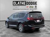 New 2025 Chrysler Pacifica Pinnacle image 3